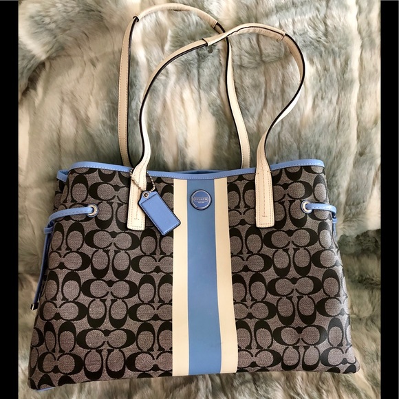 Coach Handbags - COACH Signature Drawstring Large Tote